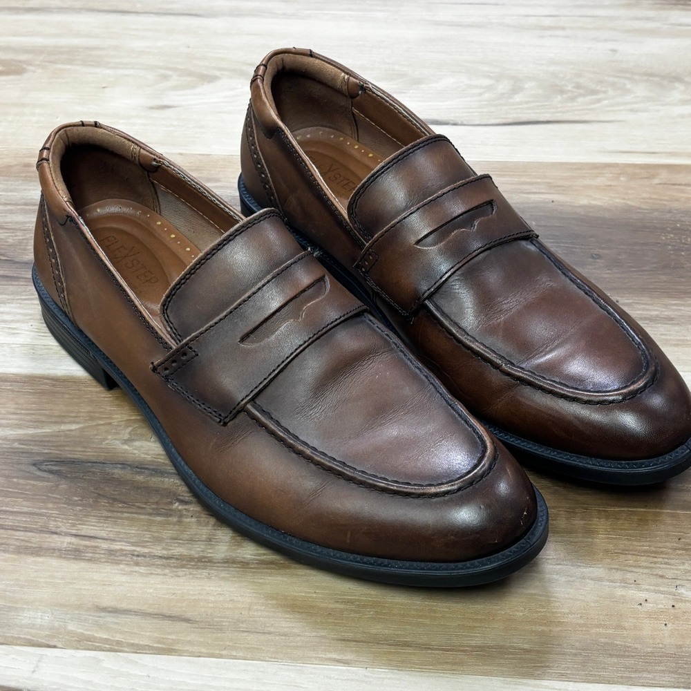 G.H. Bass Flex Step Penny Loafers 10.5M Dress Shoes Leather Slip On Brown